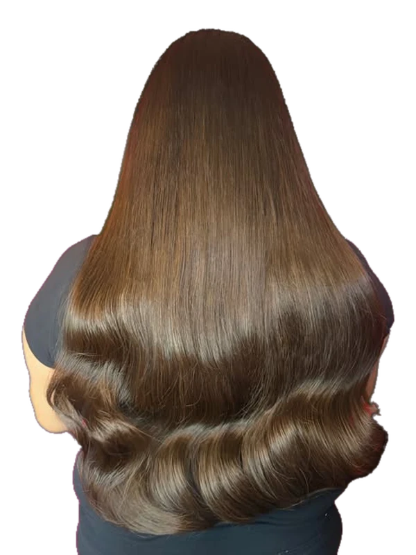 Glossy brunette waves from LA Doll’s Instagram portfolio